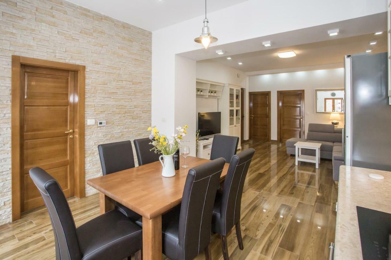 Exclusive Apartment Magnolia Porec Exterior photo