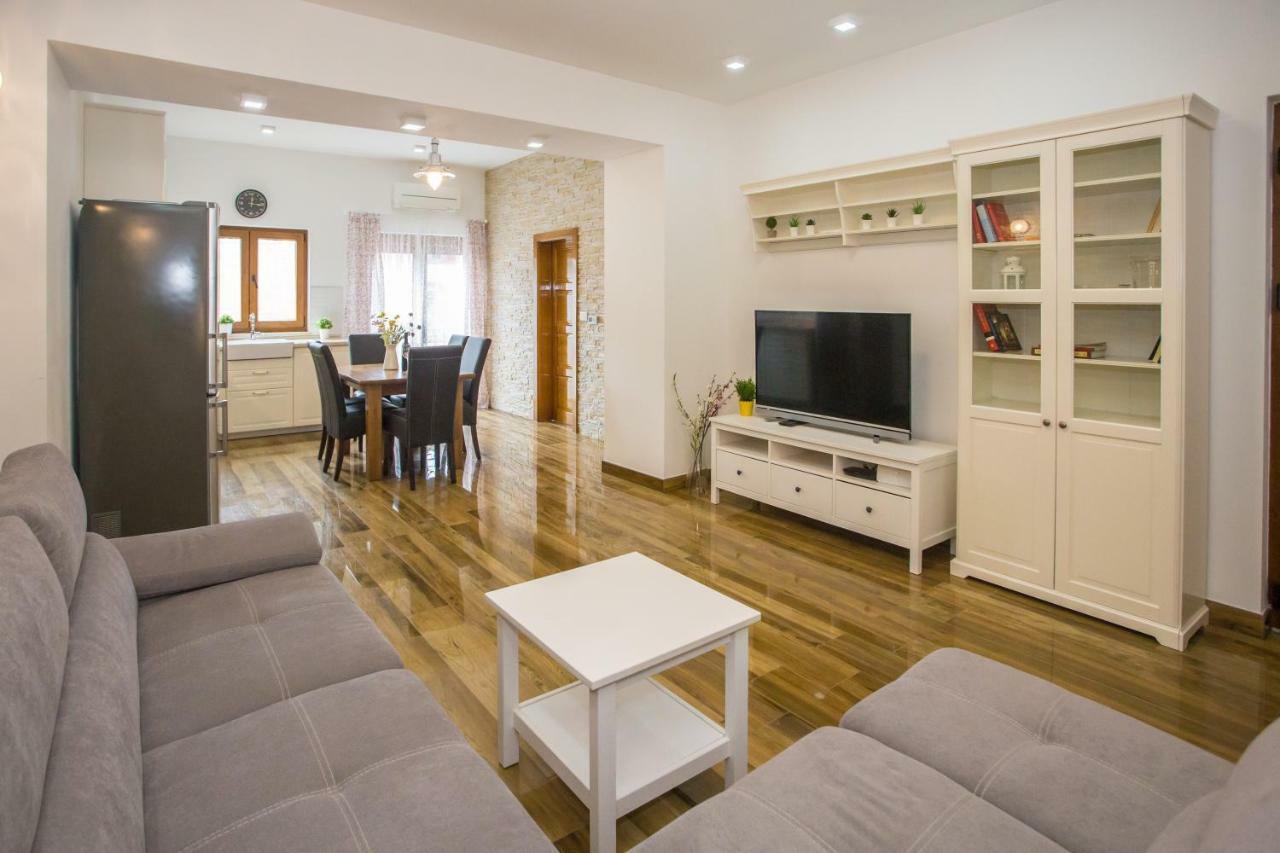 Exclusive Apartment Magnolia Porec Exterior photo